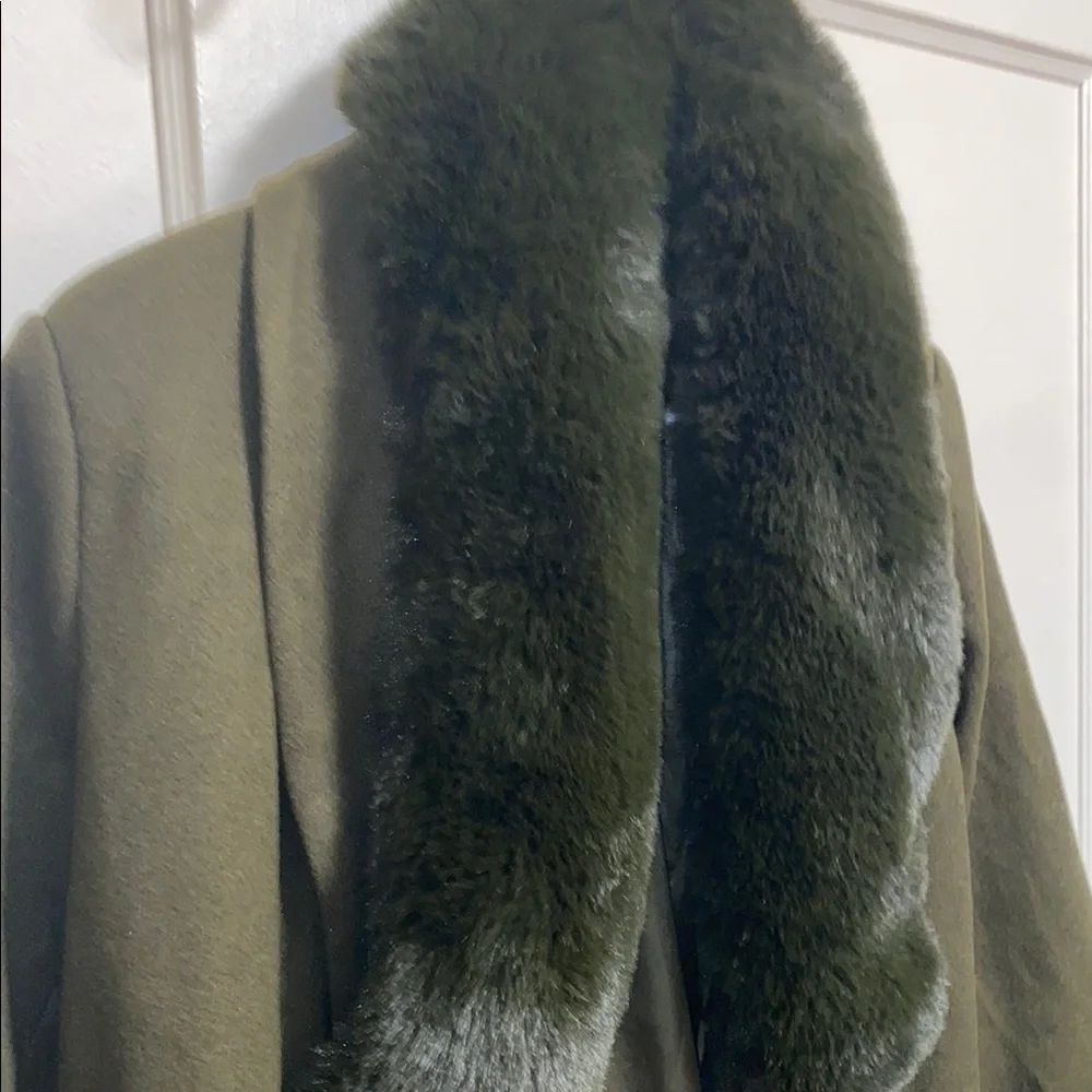 SHEIN LUNE Medium Olive Green Elegant Fuzzy Collar Belted Overcoat - Picture 12 of 12
